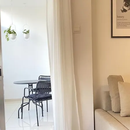 Boutique Twenty One Apartament Nicosia